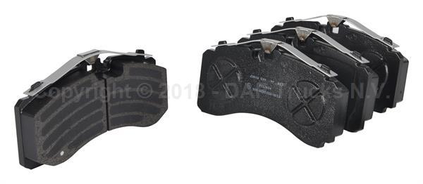 Automentum AM24914.6 Front Axle Set of 4 Brake Pads Set : :  Automotive